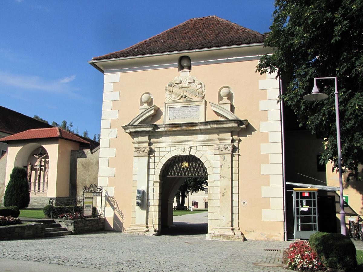 Kronenwirt Gurk Exterior photo